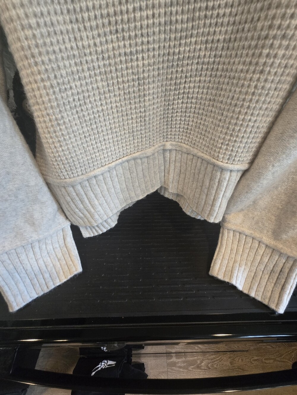 NWT! Cozy Cream Waffle Knit Women's Sweater. Size XL - Picture 4 of 8